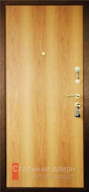 Стальная дверь Входная дверь ЭК-9 с отделкой Ламинат
